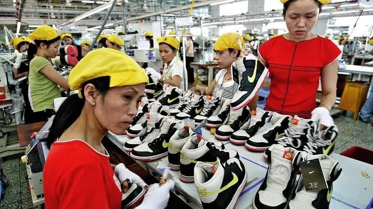 Quality control inspection in factory warehouse